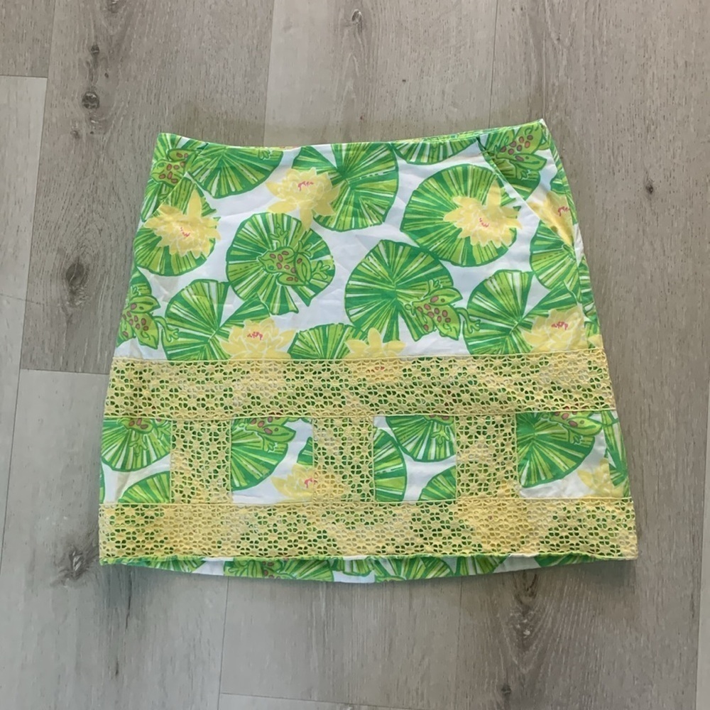Lilly Pulitzer Lily Pad Frog Skirt green yellow size 4 crochet‎ summer vacation